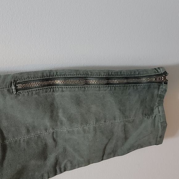 J brand skinny cargo pants, size 27 - Picture 4 of 10